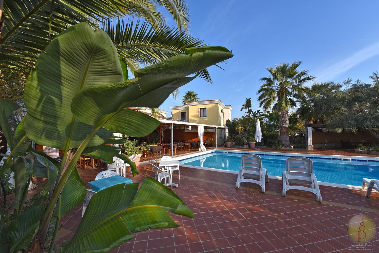Hotel L'Ulivo Джиразоле Экстерьер фото